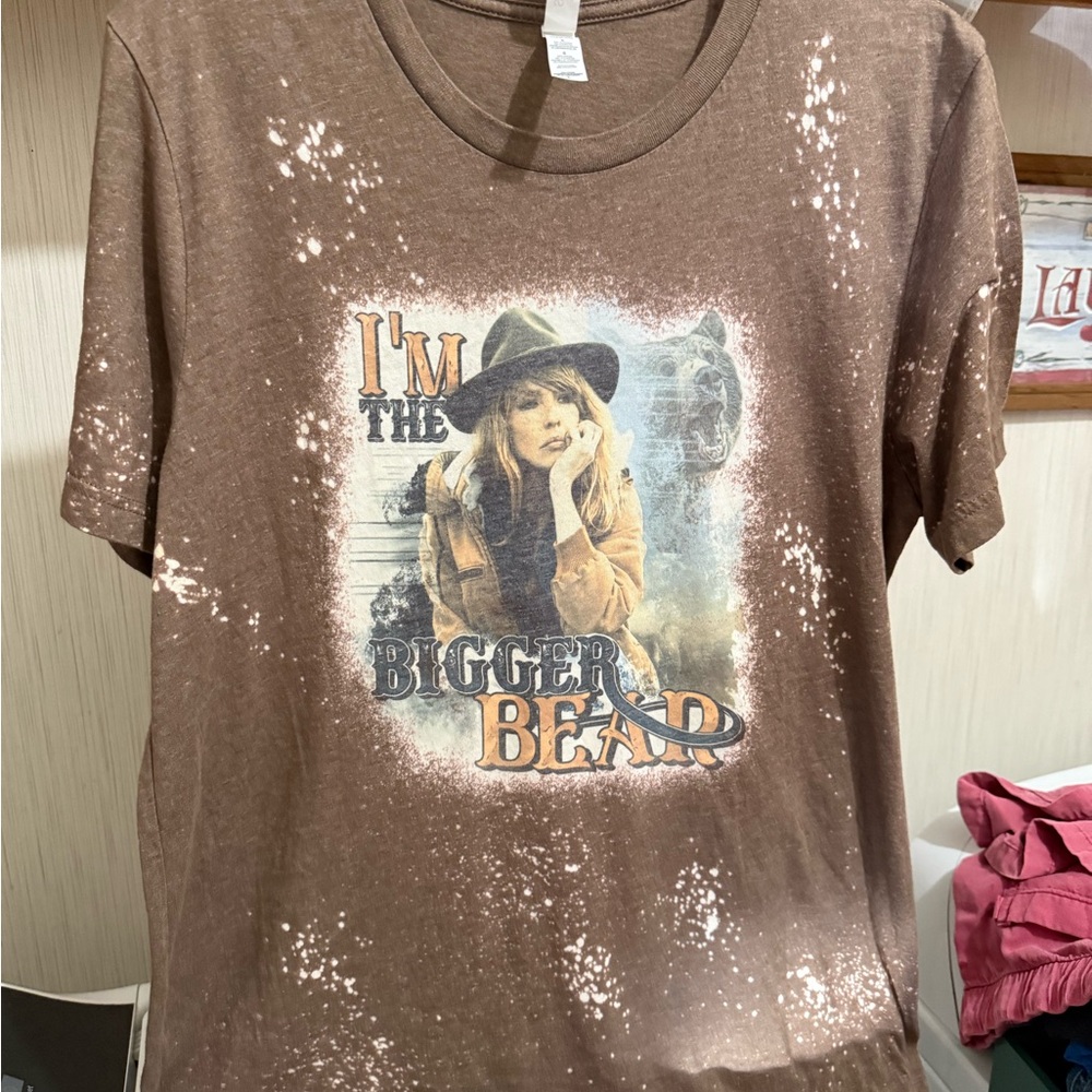 Canvas  Brown Graphic T-Shirt large
